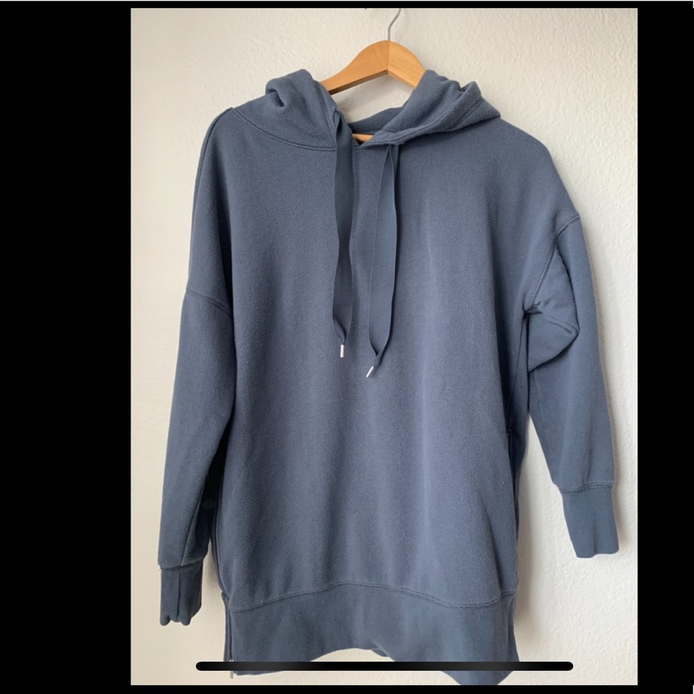 American Eagle hoodie.